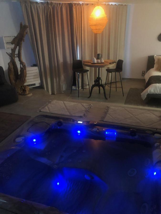 Bed and breakfast Les Lofts de Bouzigues Extérieur photo